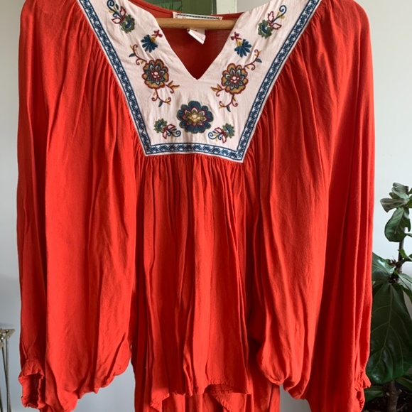 Slouchy sleeved Flyingtomato top - Picture 2 of 3